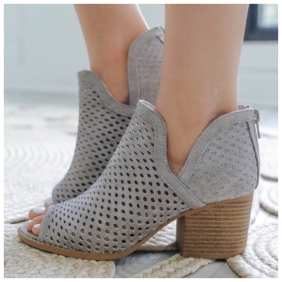 Shoes - New light grey perforated distressed Bootie